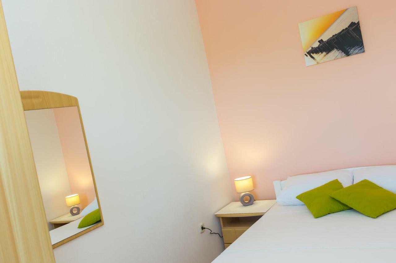 Guest House Pelja Plano エクステリア 写真